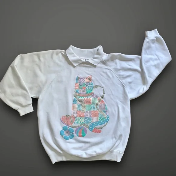 v i n t a g e :: Slouchy Cute Grandma Core Cat Lady Sweater - Picture 3 of 11